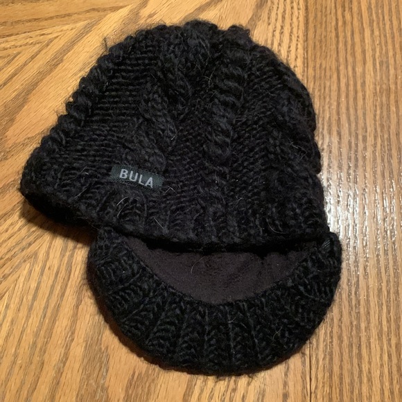 Black knit hat - Picture 2 of 2